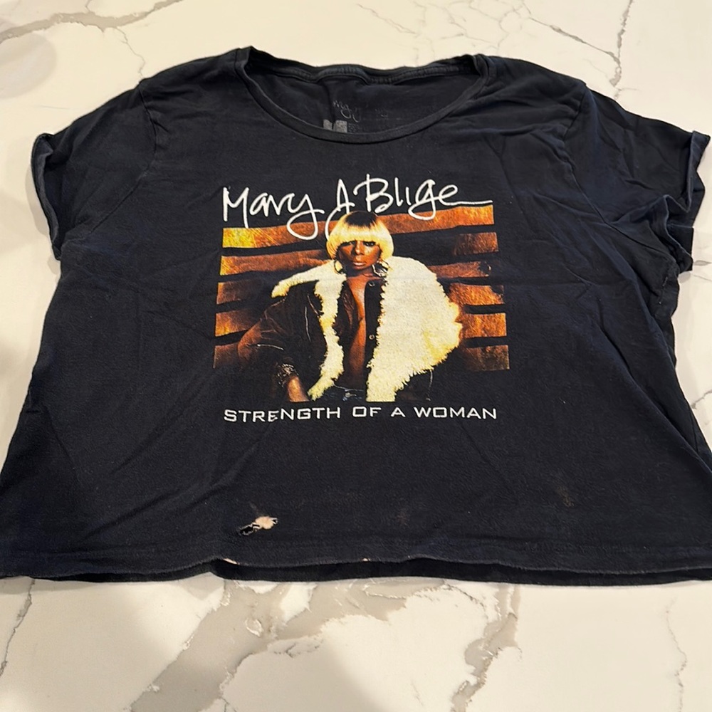 Mary J Blige “Strength of a Woman” T-Shirt